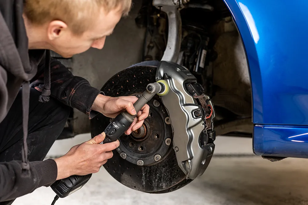 Honest Wrenches: Your Go-To Destination for Brake Repair, Pads, and Rotors in Des Moines, Iowa
