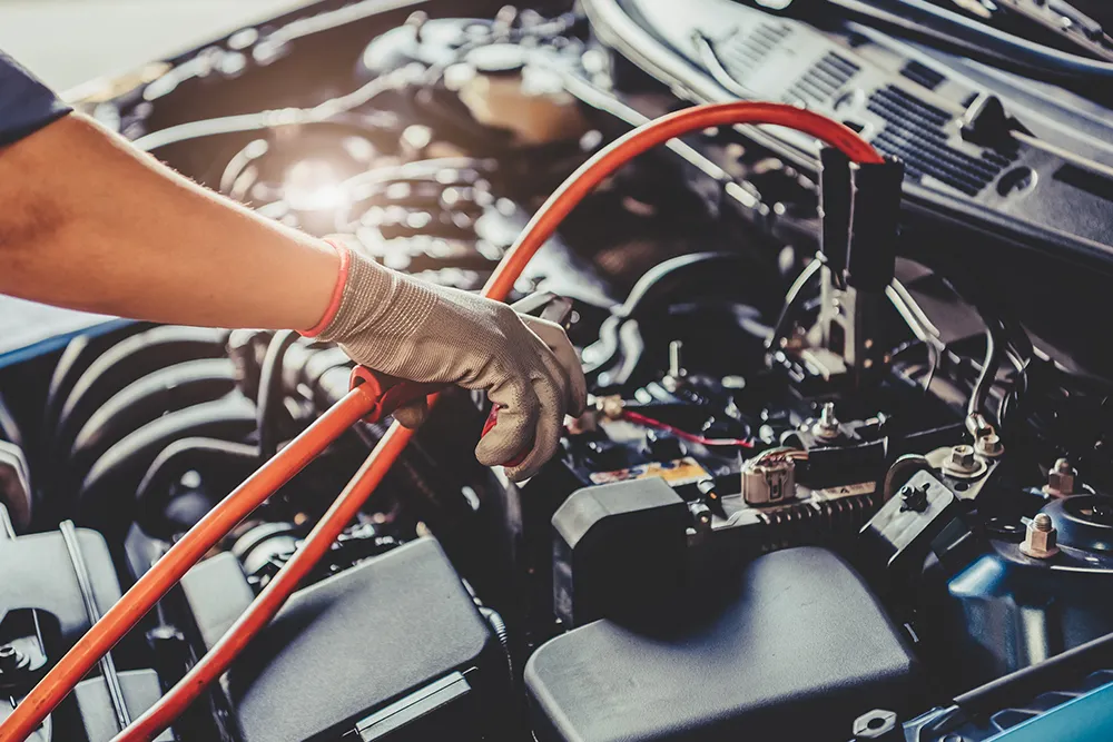 Common Auto Electrical Issues and How to Fix Them in Des Moines, Iowa