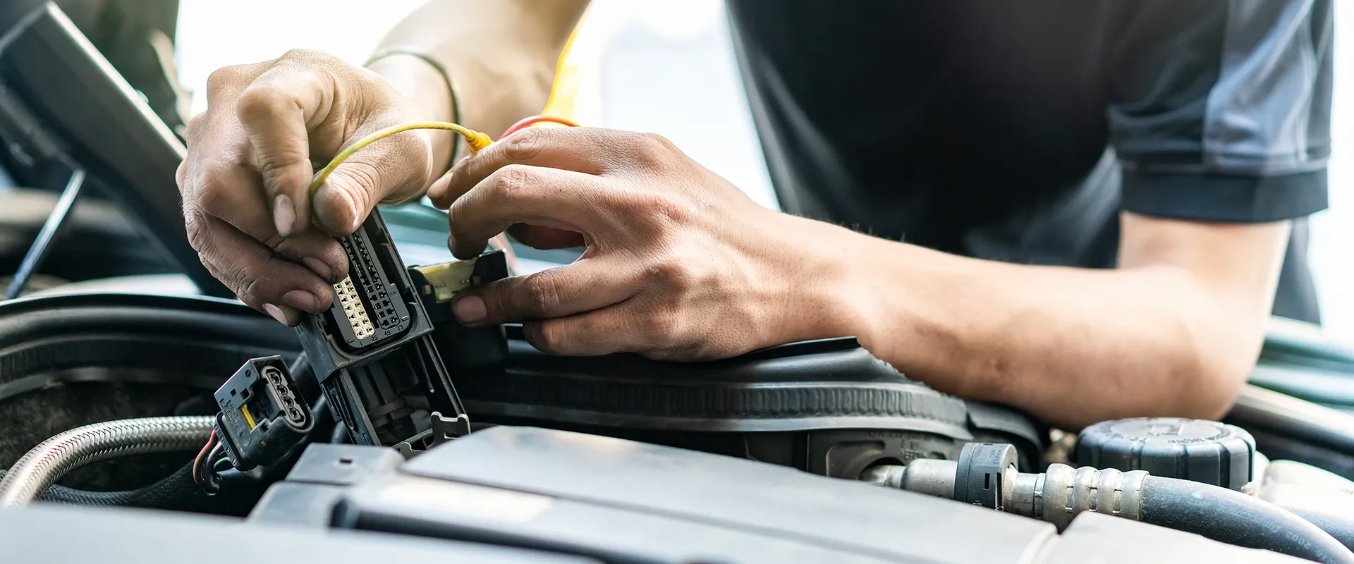 Car Electrical System Repair near Des Moines, IA
